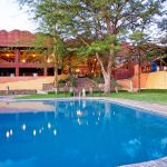 serengeti_sopa_lodge_pool